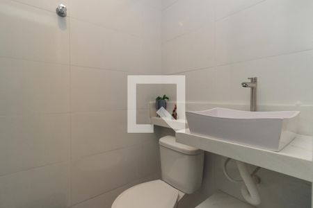 Banheiro de kitnet/studio para alugar com 1 quarto, 29m² em Centro Histórico de São Paulo, São Paulo