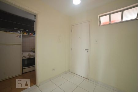 Entrada de apartamento à venda com 1 quarto, 56m² em Aclimação, São Paulo