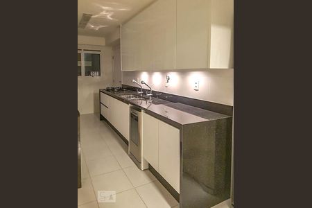 Cozinha de apartamento para alugar com 3 quartos, 181m² em Paraíso, São Paulo