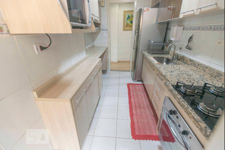 Apartamento à venda com 72m², 2 quartos e 1 vagaCozinha