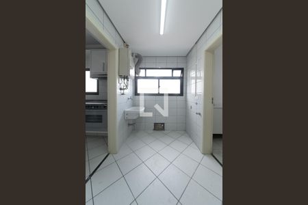 Apartamento para alugar com 212m², 3 quartos e 4 vagasÁrea de Serviço