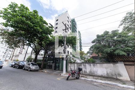 Apartamento para alugar com 212m², 3 quartos e 4 vagasFachada