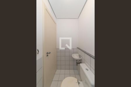 Apartamento para alugar com 212m², 3 quartos e 4 vagasBanheiro de Serviço