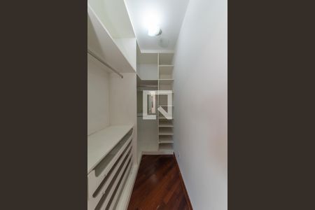 Apartamento para alugar com 212m², 3 quartos e 4 vagasSuite