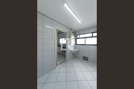 Apartamento para alugar com 212m², 3 quartos e 4 vagasÁrea de Serviço