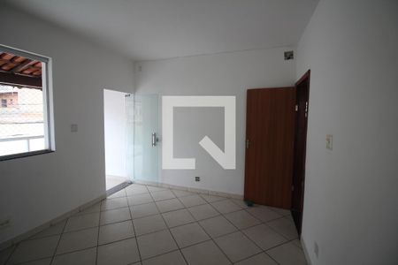 Quarto 1 de casa para alugar com 4 quartos, 180m² em Glória, Contagem
