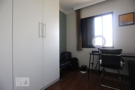 Quarto 1 de apartamento para alugar com 2 quartos, 70m² em Jardim Bonfiglioli, São Paulo
