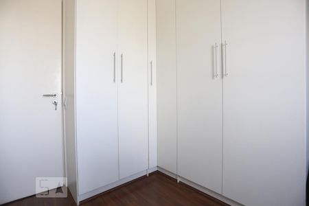 Quarto 1 de apartamento para alugar com 2 quartos, 70m² em Jardim Bonfiglioli, São Paulo