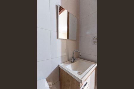 Casa para alugar com 45m², 2 quartos e sem vaga Casa para alugar com 45m², 2 quartos e sem vagaBanheiro