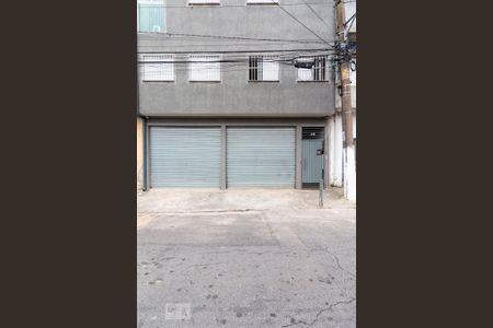 Casa para alugar com 45m², 2 quartos e sem vaga Casa para alugar com 45m², 2 quartos e sem vagaFachada