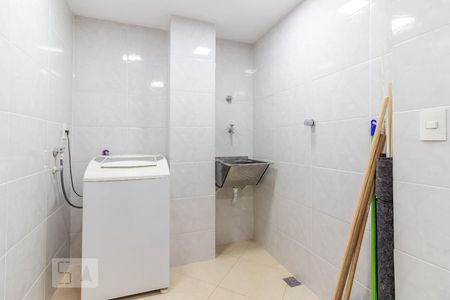 Apartamento para alugar com 75m², 2 quartos e 1 vagaÁrea de Serviço
