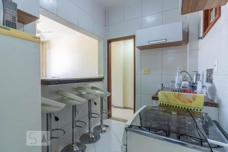 Apartamento para alugar com 75m², 2 quartos e 1 vagaCozinha