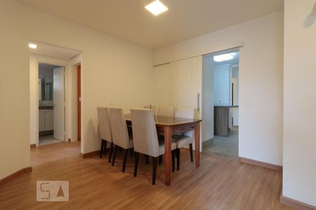 Sala de jantar de apartamento para alugar com 3 quartos, 110m² em Sumaré, São Paulo
