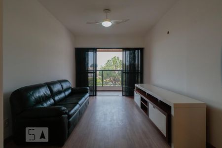 Sala de apartamento para alugar com 3 quartos, 110m² em Sumaré, São Paulo