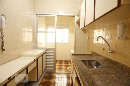 Cozinha de apartamento para alugar com 1 quarto, 64m² em Jardim Paulista, São Paulo