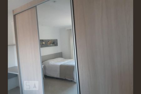 Apartamento à venda com 76m², 2 quartos e 2 vagas Apartamento à venda com 76m², 2 quartos e 2 vagasSuite