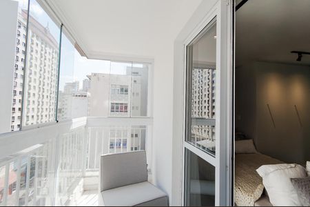 Sacada de kitnet/studio para alugar com 1 quarto, 40m² em República, São Paulo