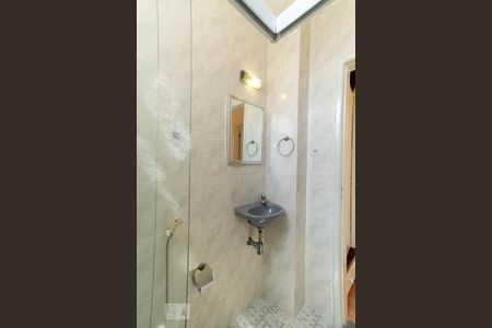 Apartamento à venda com 40m², 2 quartos e 1 vaga Apartamento à venda com 40m², 2 quartos e 1 vagaBanheiro