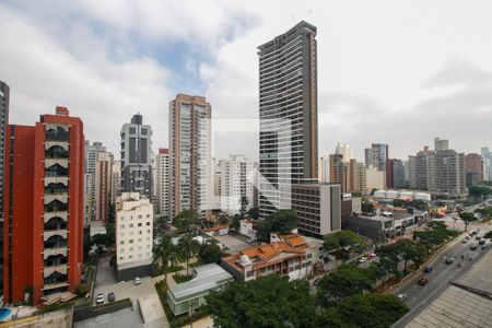 Vista da Sala de Estar e Jantar de apartamento para alugar com 3 quartos, 120m² em Pinheiros, São Paulo