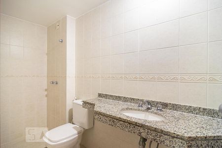 Banheiro da Suíte de apartamento para alugar com 2 quartos, 85m² em Ingá, Niterói