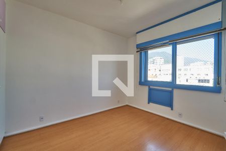 Apartamento à venda com 110m², 4 quartos e 2 vagasQuarto 4