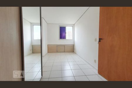 Quarto de apartamento para alugar com 1 quarto, 42m² em Q 208, Brasília