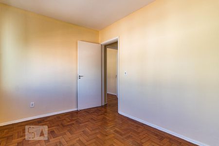 Dormitório de apartamento à venda com 2 quartos, 73m² em São Sebastião, Porto Alegre