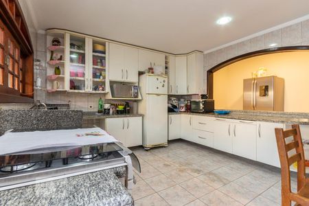 Casa à venda com 222m², 4 quartos e 7 vagasCozinha