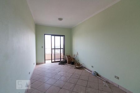 Sala de apartamento para alugar com 2 quartos, 70m² em Vila Milton, Guarulhos
