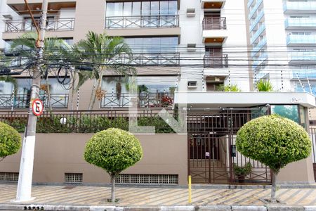 Apartamento à venda com 120m², 3 quartos e 3 vagasFachada