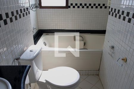 Apartamento à venda com 120m², 3 quartos e 3 vagasBanheiro do Quarto 3