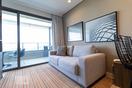 Sala de kitnet/studio para alugar com 1 quarto, 44m² em Pinheiros, São Paulo