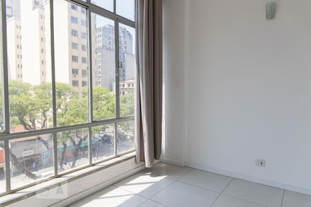 Quarto de apartamento à venda com 1 quarto, 28m² em Campos Elíseos, São Paulo