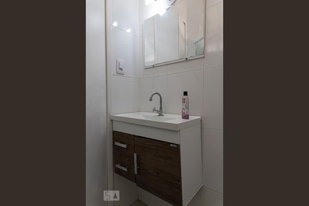 Banheiro de apartamento à venda com 1 quarto, 28m² em Campos Elíseos, São Paulo