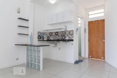 Sala/Cozinha de apartamento à venda com 1 quarto, 28m² em Campos Elíseos, São Paulo