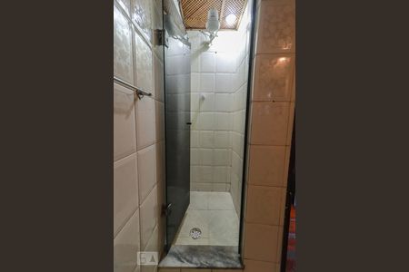 Banheiro de apartamento à venda com 2 quartos, 56m² em Taquara, Rio de Janeiro