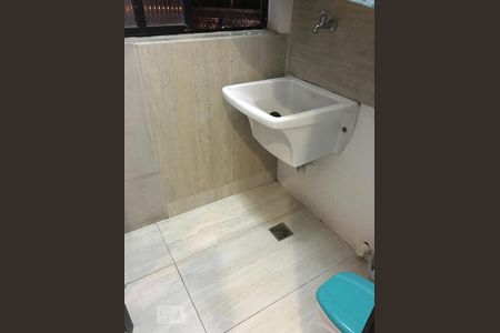 Lavanderia de apartamento à venda com 2 quartos, 57m² em Vila Paulista, São Paulo