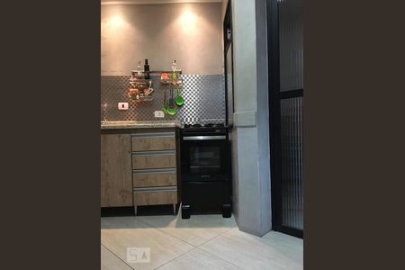 Cozinha de apartamento à venda com 2 quartos, 57m² em Vila Paulista, São Paulo