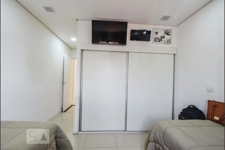 Casa à venda com 220m², 3 quartos e 2 vagasQuarto 03
