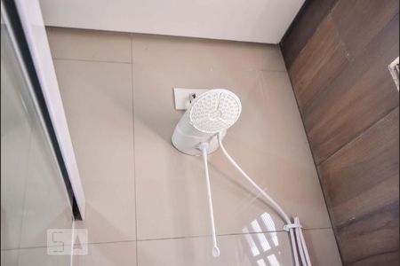 Casa à venda com 220m², 3 quartos e 2 vagasBanheiro 02