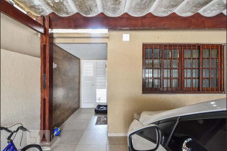 Casa à venda com 220m², 3 quartos e 2 vagasGaragem