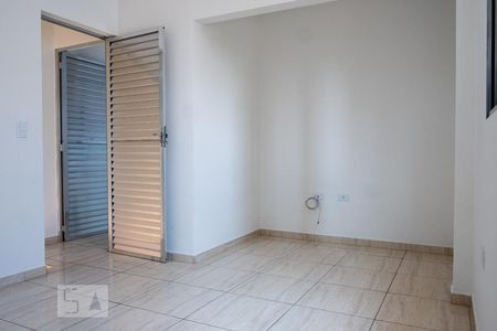 Quarto de casa para alugar com 2 quartos, 70m² em Itaquera, São Paulo