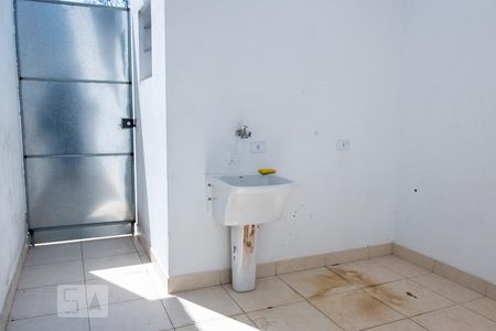 Casa para alugar com 70m², 2 quartos e sem vagaLavanderia