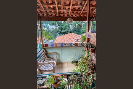 Casa à venda com 180m², 3 quartos e 4 vagasQuintal