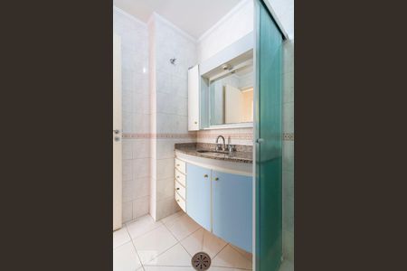 Apartamento à venda com 103m², 3 quartos e 3 vagasBanheiro Social