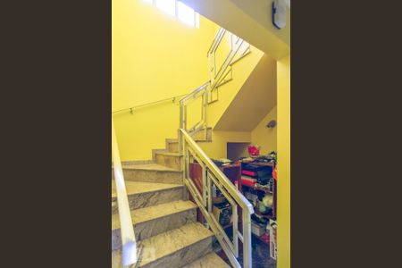 Escada de casa à venda com 2 quartos, 100m² em Vila Bela Vista, Santo André