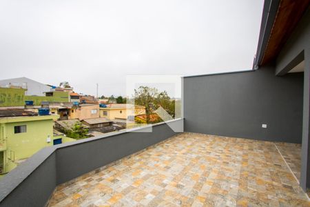 Casa à venda com 100m², 2 quartos e 2 vagasCobertura