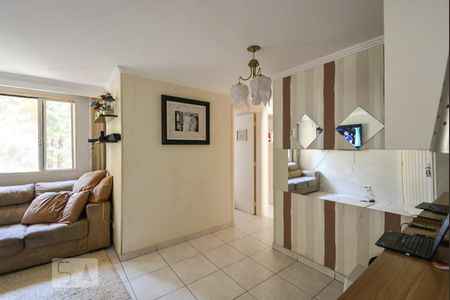 Sala de apartamento à venda com 3 quartos, 58m² em Jardim das Quatro Marias, São Bernardo do Campo