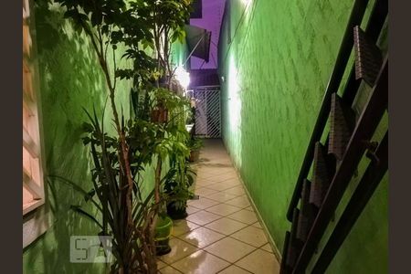 Casa à venda com 140m², 3 quartos e 2 vagasCorredor