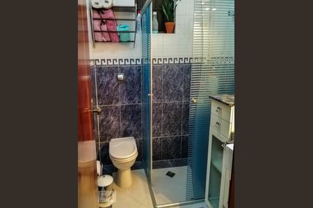 Casa à venda com 140m², 3 quartos e 2 vagasBanheiro